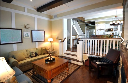 Baysville Villa | Luxury Lakefront Muskoka Resort Property - Incredible Amenities and Views.