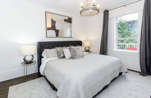 Kitsilano Hotel | Maple Beach House Kits point (Kitsilano)