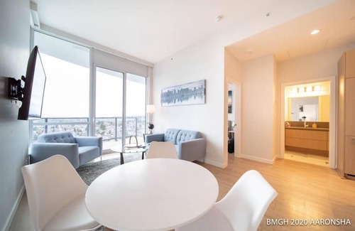 Marpole Apartment | Marine Gateway best top view condo