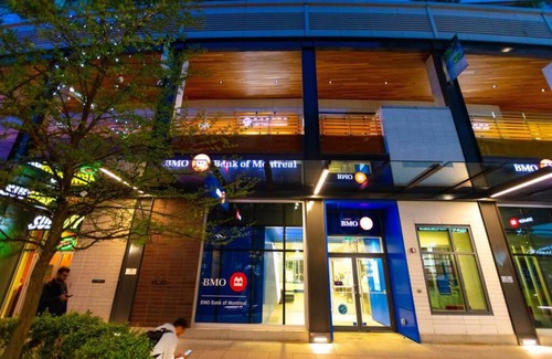 Marpole Apartment | Marine Gateway Luxury Condo