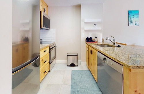 Upper Village Condo | Marquise 316 1 bed/1 bath Suite, Pool, Ski in/Ski out on Blackcomb Mountain