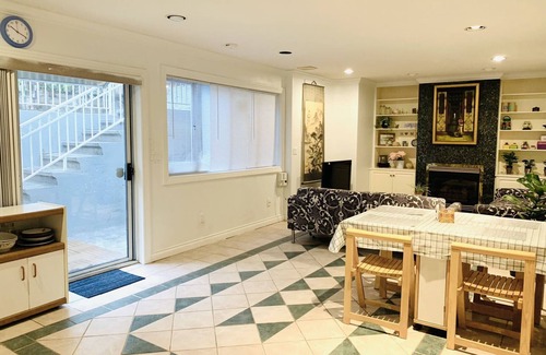 Oakridge House | MARY'S COZY ROOM NEAR YVR UBC DOWNTOWN RIC