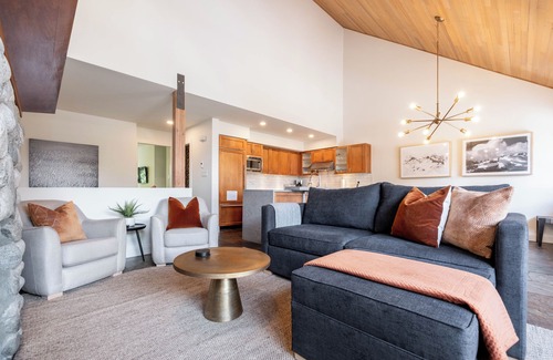Village North House | Montebello - Luxury in Whistler Village North between Whistler and Blackcomb Mts