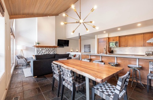Village North House | Montebello - Luxury in Whistler Village North between Whistler and Blackcomb Mts