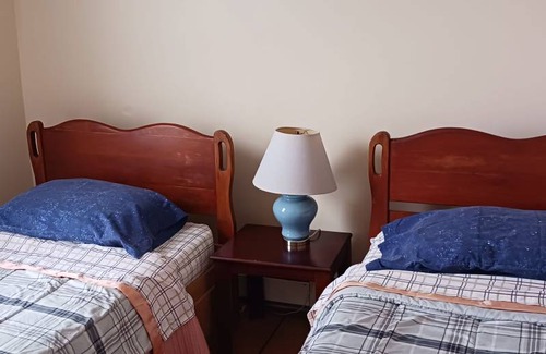 Hatfield Point House | Motel ∙ 8 guests