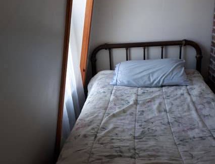 Hatfield Point House | Motel ∙ 8 guests