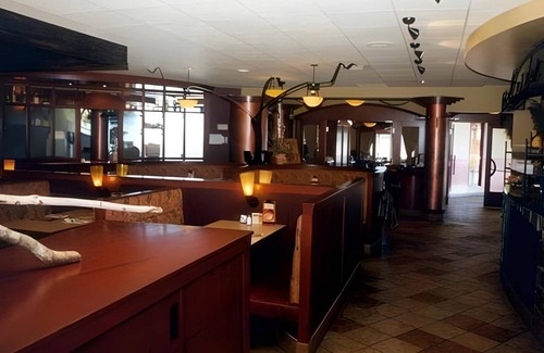 Riviere-du-Loup Regional County Municipality Hotel | Motel ∙ 8 guests