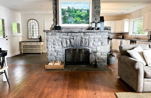 Muskoka Lakes Cottage | Muskoka Cottage on Lake Joseph, Muskoka Lakes, Ontario