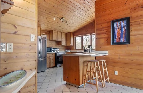 Saskatchewan Cottage | My Lovely Lakeview Cottage. Family Friendly With Access To The Lake.