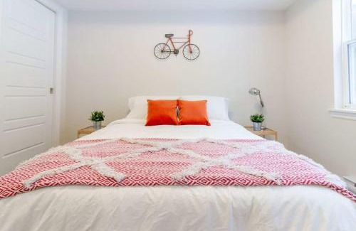 Saint John House | New 2BD Condo, UNB, Hospital, Golf, Patio Coffee