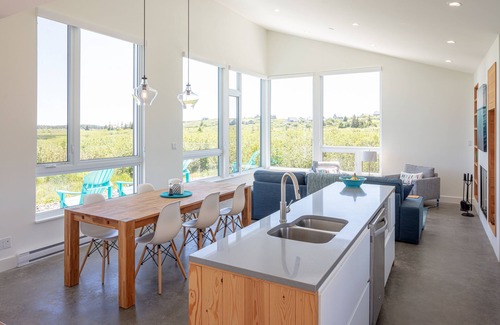 Kingsburg Cottage | NEW! Modern light-filled cottage. Water views. Walking distance to Hirtle Beach.