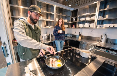 Rossland Hostel | Nowhere Special Hostel