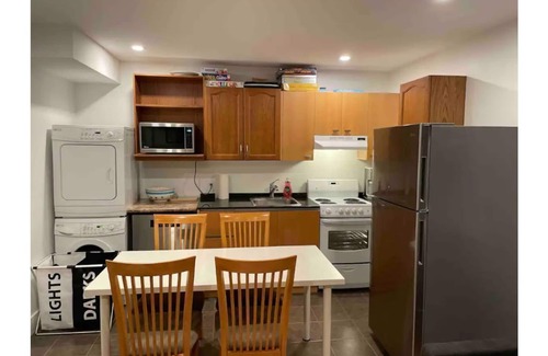 Deep Cove Apartment | One bedroom private suite