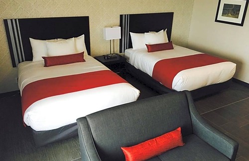 Leduc Hotel | Park Inn by Radisson, Leduc, AB