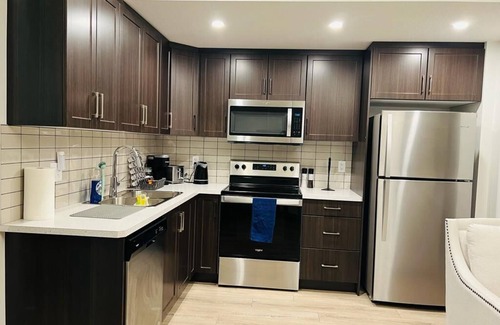 Southeast Calgary Apartment | Peaceful and Spacious Family-friendly Basement Suite Next to Fish Creek Park