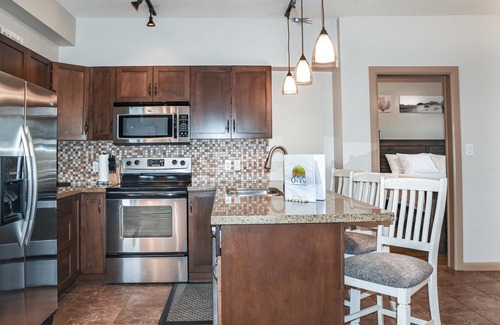 South Pandosy Condo | Playa Del Sol Two Bedroom With Den on 5th Floor