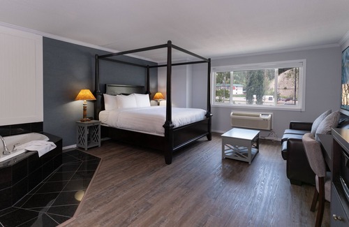Golden Hotel | Prestige Inn Golden