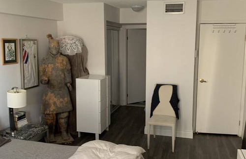 Quartier des Spectacles Resort | Private room ∙ 1 guest
