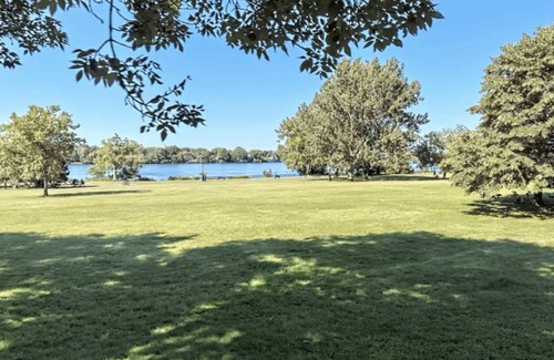 Ahuntsic-Cartierville Resort | Private room ∙ 2 guests
