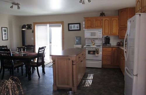 New Harris Cottage | Private cottage for rent on Kelly's Mountain with WIFI