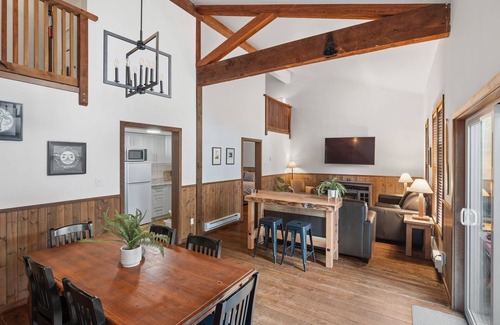 Ucluelet Cabin | Private HOT TUB ~ Nature & Beach at Your Doorstep ⎮ Tidal Pool