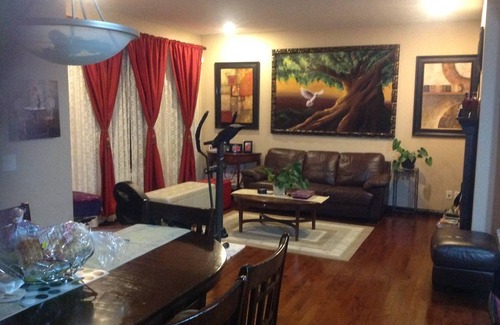 Southeast Calgary Resort | Private room ∙ 1 guest