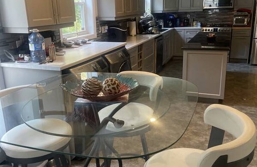 Dartmouth Resort | Private room ∙ 1 guest
