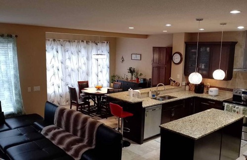 Auburn Bay Resort | Private room ∙ 1 guest