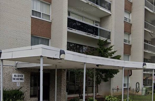 Etobicoke Resort | Private room ∙ 1 guest