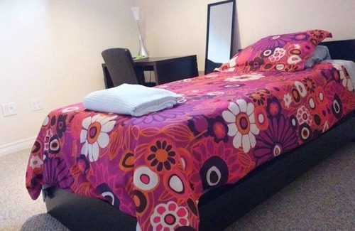 St. Catharines Resort | Private room ∙ 1 guest