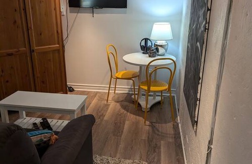 Cornwall Resort | Private room ∙ 1 guest