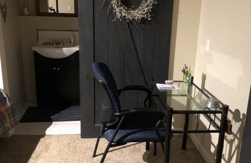 Oakridge Resort | Private room ∙ 1 guest