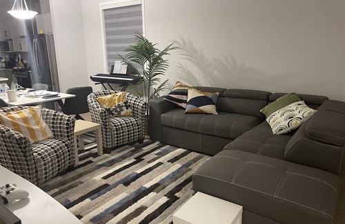 Calgary Resort | Private room ∙ 1 guest