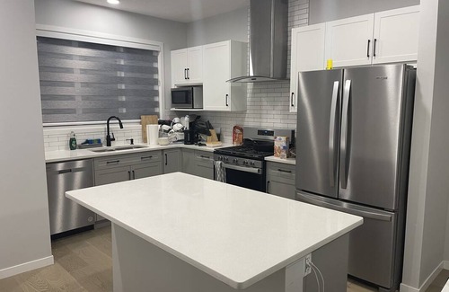 Calgary Resort | Private room ∙ 1 guest