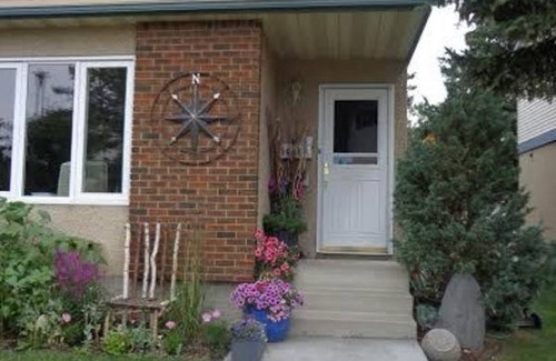 Northwest Edmonton Resort | Private room ∙ 2 guests