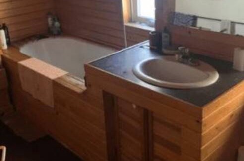 Fort Gary Resort | Private room ∙ 1 guest