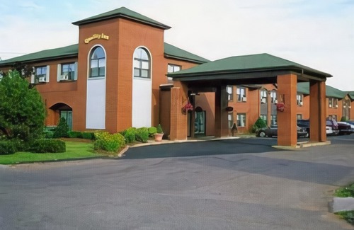 Summerside Hotel | Quality Inn & Suites Garden of The Gulf