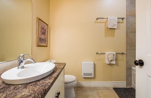 Silver Star Mountain House | Queen of The Knoll