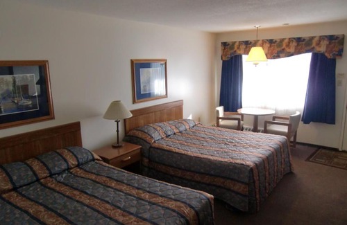 Medicine Hat Hotel | Ranchmen Motel