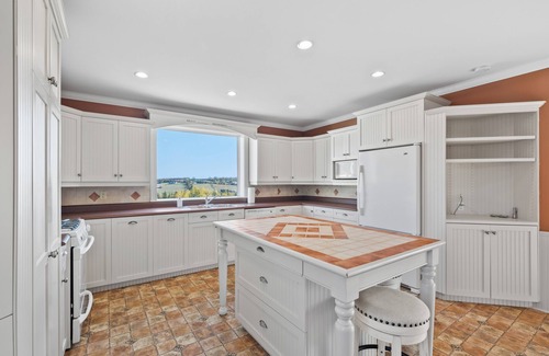 Stanley Bridge House | Read Homestead