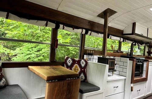 Miller Lake RV Rental | Recreational vehicle (RV) ∙ 1 bedroom ∙ 2 guests