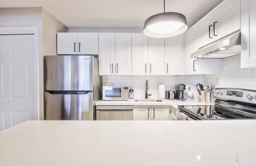 Craigleith Condo | Renting Monthly or Seasonal. Fall 2022 Still Available! (Oct & Nov)