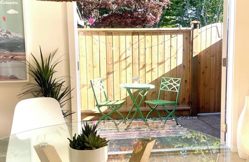 Delta House | Self Contained Suite in a lovely beachside village close to downtown Vancouver