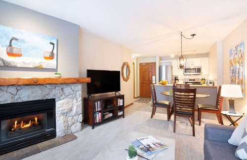 Upper Village Condo | Ski Hill Lookout: True Ski-in/out, 3HTs, Ski Valet