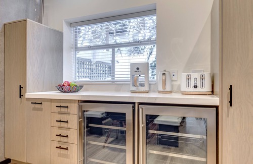 Upper Village House | Snowy Creek 15 - Ski in Ski out, Complete Luxury Renovation, Fireplace