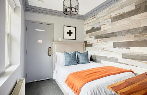 Church and Wellesley Hotel | Sonder The Wellesley