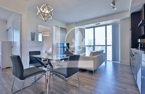 Toronto Entertainment District Apartment | Splendid - Luxury Executive Condo King West