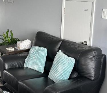 East Kildonan Apartment | Spotless 2 Bedrooms Suite 2 in Winnipeg