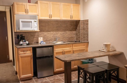 Banff Apartment | Studio flat ∙ 1 bedroom ∙ 4 guests