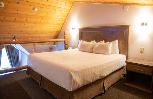 Banff Apartment | Studio flat ∙ 1 bedroom ∙ 2 guests